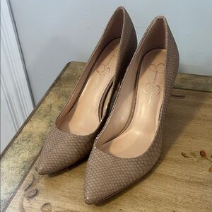 GUC Jessica Simpson Snakeskin Heels Sz. 9.5